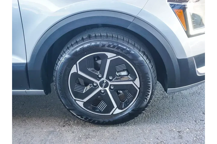 $24491 : Kia Niro 2023 EX 4dr Crossov image 10