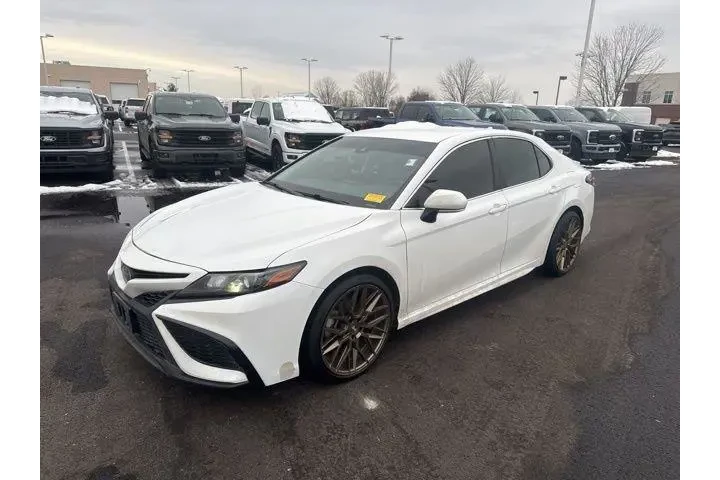 $24000 : Toyota Camry 2022 AWD SE 4dr image 3
