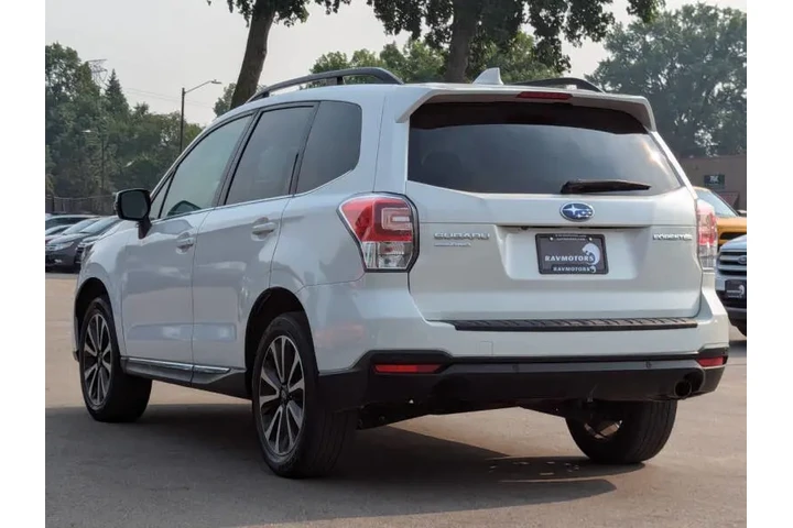 $14985 : 2018 Forester 2.5i Touring image 10