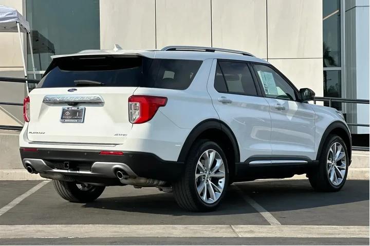 $39900 : Ford Explorer Hybrid 2023 AW image 3