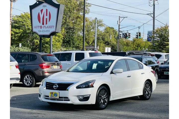 $8995 : 2015 Altima 2.5 S image 1