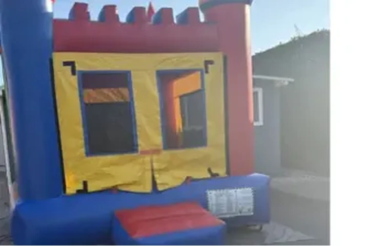 TENEMOS CARPAS DE RENTA image 7
