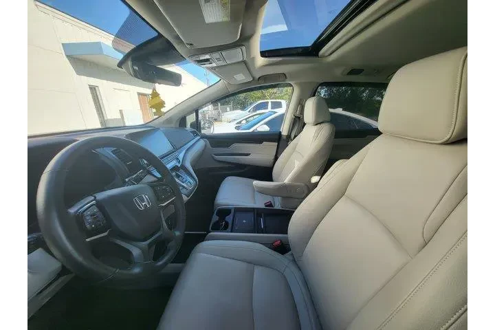 Honda Odyssey 2025 EX-L 4dr image 10