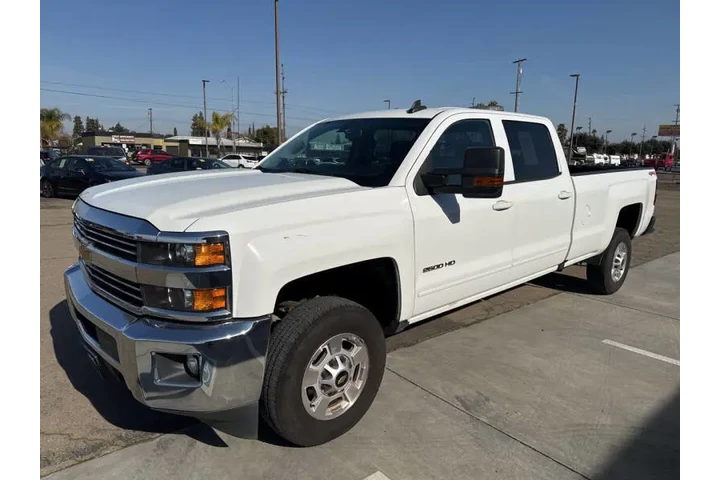 $22999 : 2018 Silverado 2500HD LT image 2