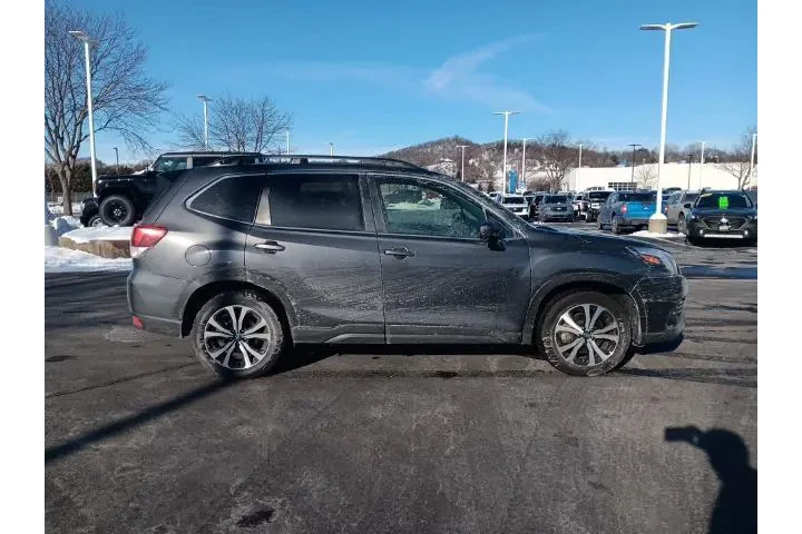 $30820 : Subaru Forester 2024 AWD Lim image 4