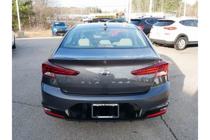 $15990 : Hyundai ELANTRA 2020 Value E image 5