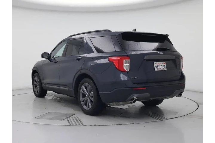 $29998 : Ford Explorer 2022 XLT 4dr S image 2