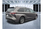 $33499 : Toyota Sienna 2021 XLE 7-Pas thumbnail