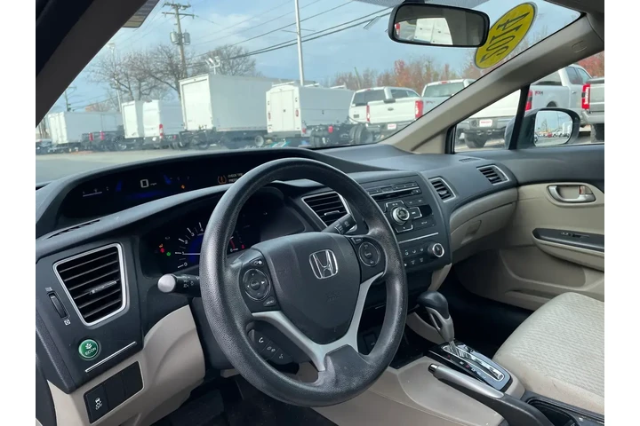 $10900 : Honda Civic 2014 LX 4dr Seda image 9