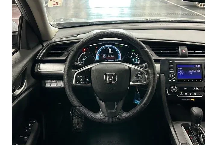 $17801 : Honda Civic 2018 LX 4dr Seda image 6