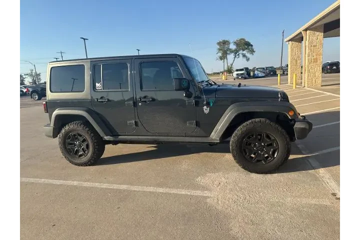 $15673 : Jeep Wrangler JK Unlimited 2 image 4