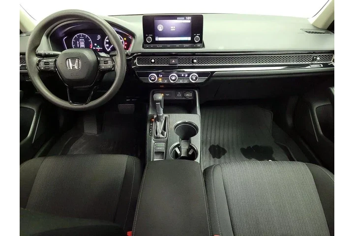 $22998 : Honda Civic 2024 LX 4dr Seda image 9