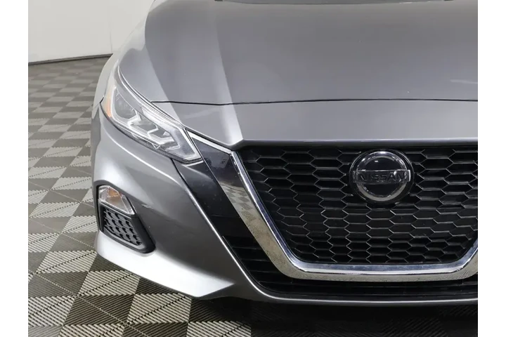 $16193 : Nissan Altima 2022 2.5 SV 4d image 10