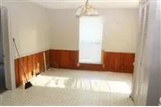 $560 : Rental property with 2 bedro thumbnail