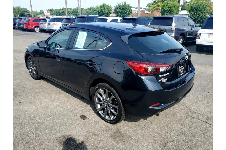 $10980 : 2018 3 5-Door Touring Auto image 4