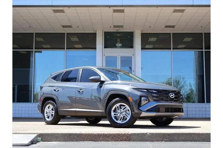 $29724 : Hyundai TUCSON 2025 SE 4dr S image 2