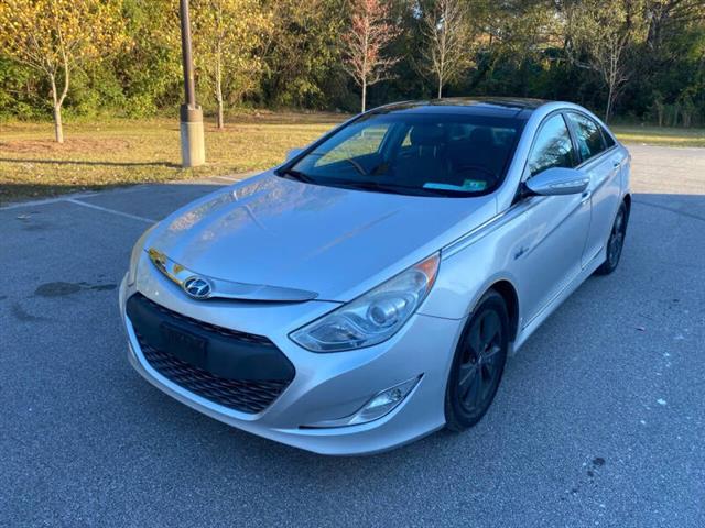 $12500 : 2011 Sonata Hybrid Premium image 1