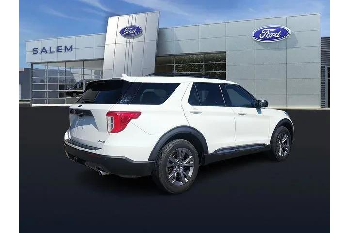 $34630 : Ford Explorer 2023 AWD XLT 4 image 3