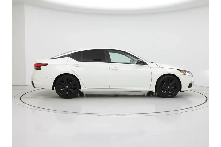 $21998 : Nissan Altima 2022 2.0 SR 4d image 7
