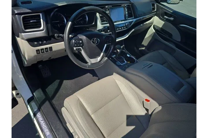$33995 : Toyota Highlander 2018 AWD L image 7
