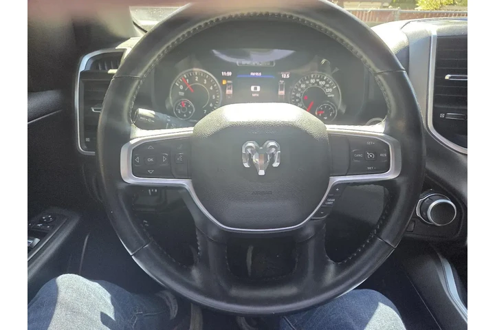 $29100 : Ram 1500 2021 4x4 Big Horn 4 image 8