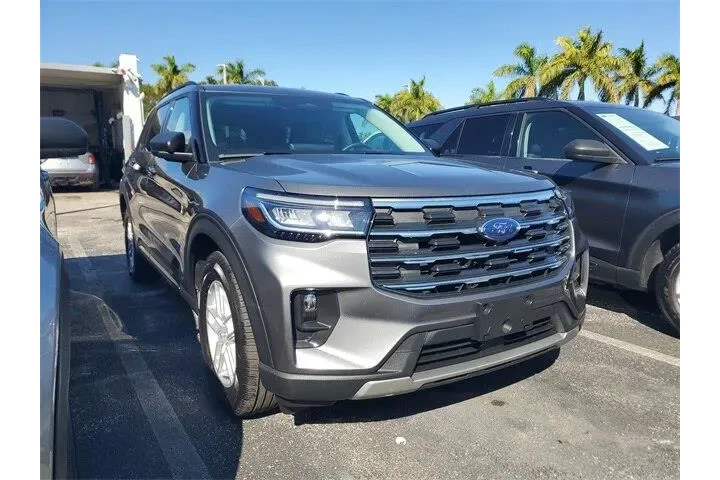 $35990 : Ford Explorer 2025 Active 4d image 2