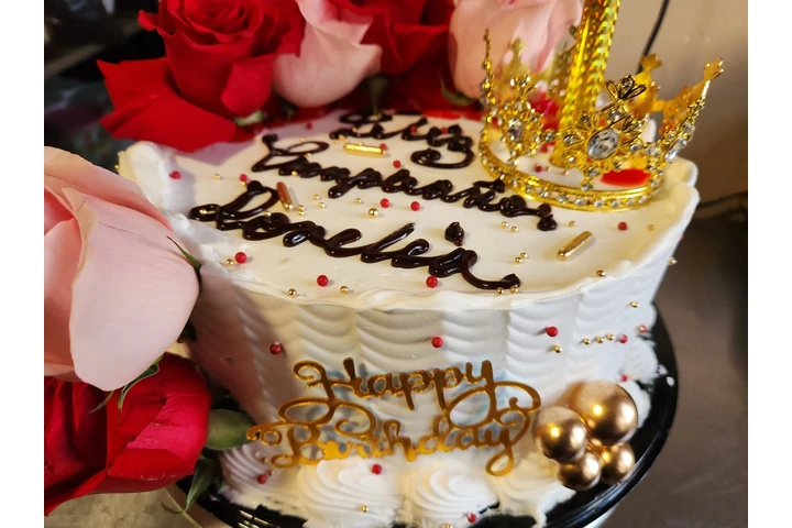 Renta de mesas sillas image 4