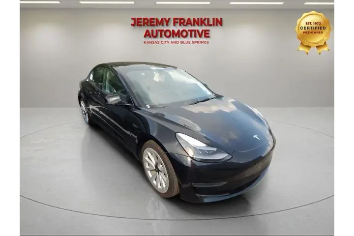 $26988 : Tesla Model 3 2023 4dr Sedan image 1