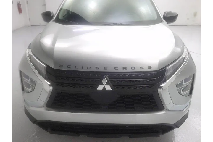 $19998 : Mitsubishi Eclipse Cross 202 image 2