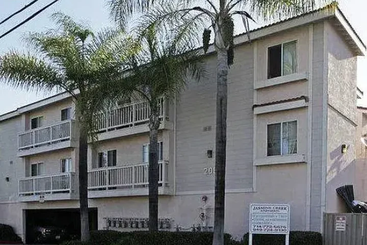 ANAHEIM APARTAMENTO MODERNO image 1