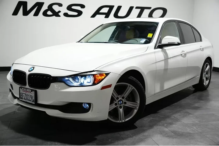 $9927 : 2015 3 Series 328i image 2