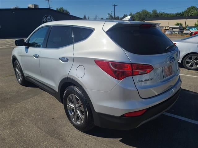 2016 SANTA FE Sport 2.4L SUV image 5