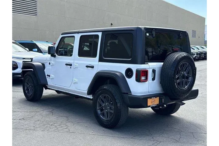 $34135 : Jeep Wrangler 2025 4x4 Sport image 5