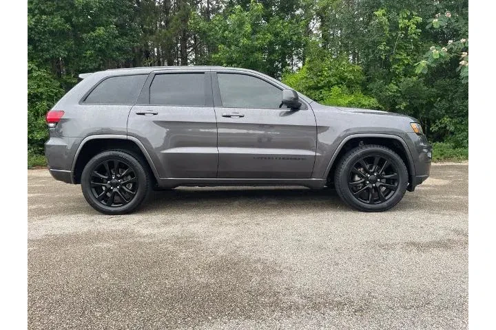 $12763 : Jeep Grand Cherokee 2017 4x2 image 2