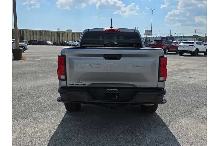 $38990 : Chevrolet Colorado 2023 4x4 image 7