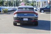 $27991 : Kia EV6 2024 Wind 4dr Crosso thumbnail