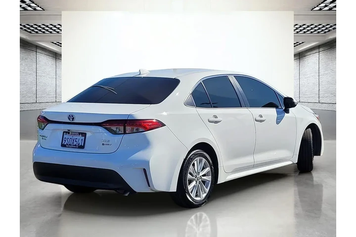 $26495 : Toyota Corolla Hybrid 2025 S image 7