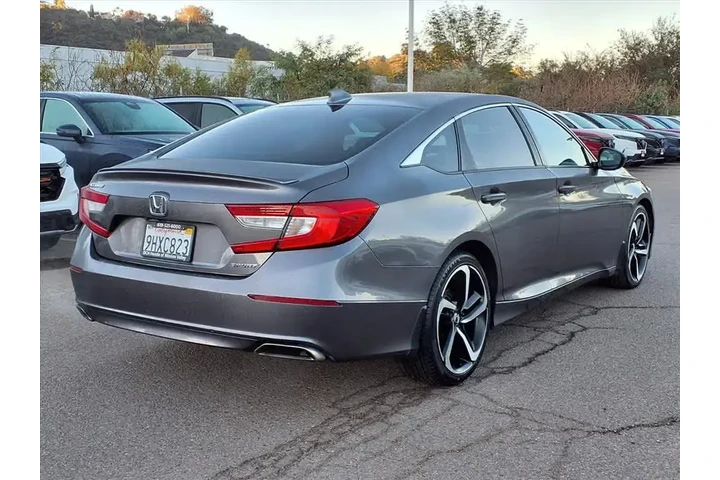 $18445 : Honda Accord 2020 Sport 4dr image 5