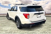 $23794 : Ford Explorer 2022 AWD XLT 4 thumbnail