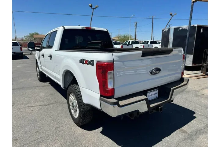 $31995 : 2019 F-250 Super Duty XLT image 4