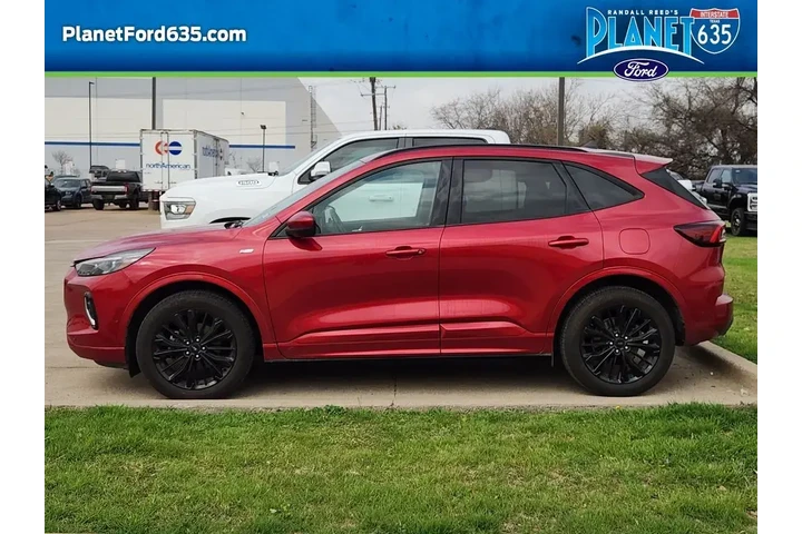 $24995 : Ford Escape 2023 AWD ST-Line image 4