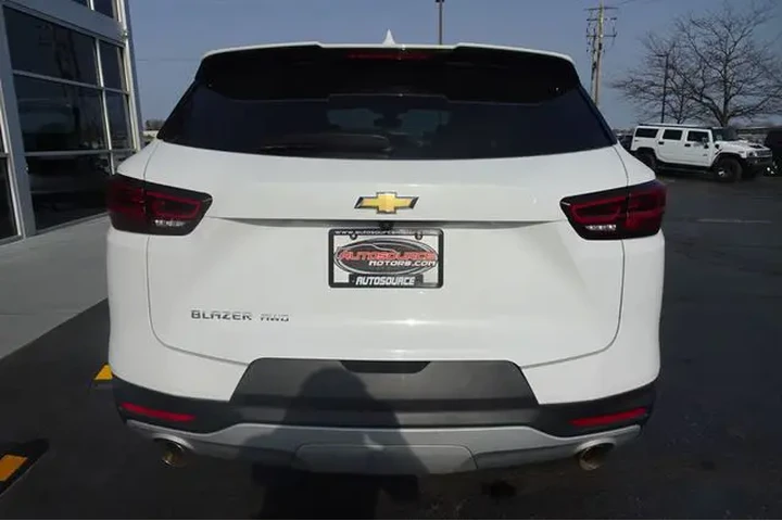$19990 : 2023 Blazer image 7