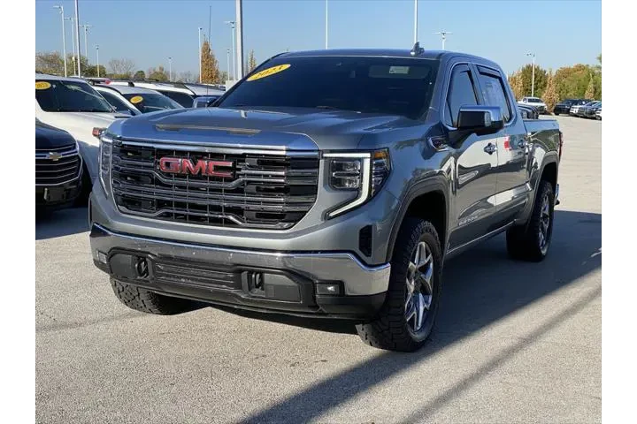 $38986 : GMC Sierra 1500 2023 4x4 SLT image 3