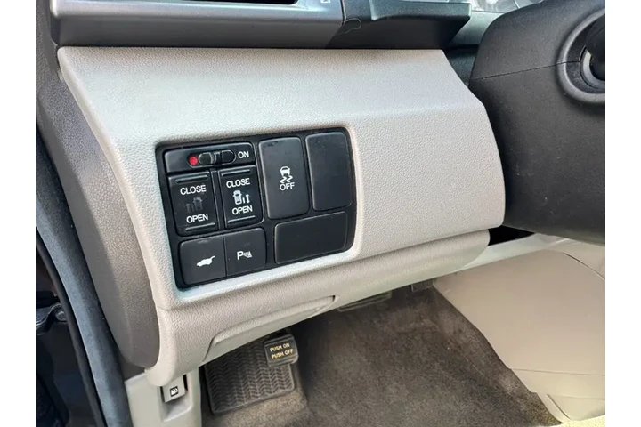 $10995 : 2012 Odyssey Touring Elite image 10