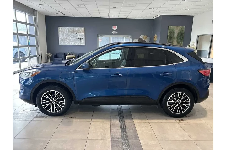 $22999 : Ford Escape Plug-In Hybrid 2 image 6