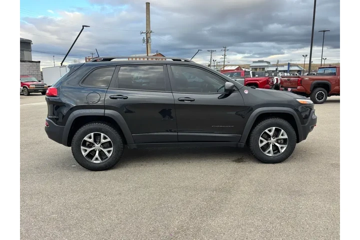 $14799 : Jeep Cherokee 2016 4x4 Trail image 7