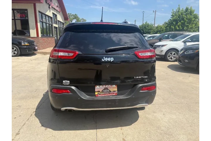 $10950 : 2018 Cherokee Limited image 5
