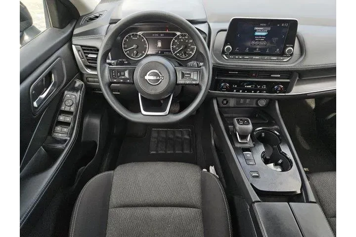 Nissan Rogue 2024 SV 4dr Cro image 10