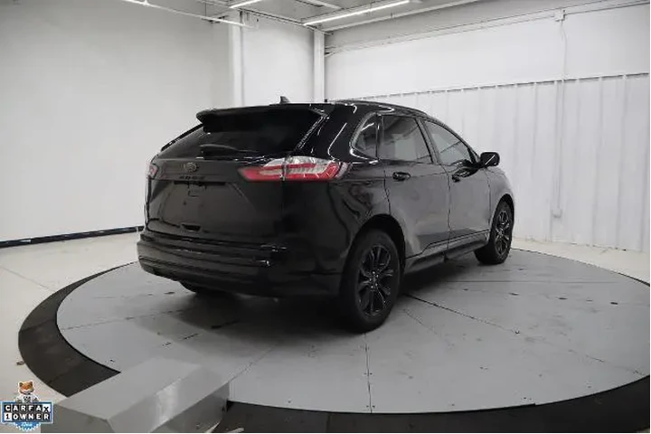 $21692 : Ford Edge 2022 AWD SE 4dr Cr image 4