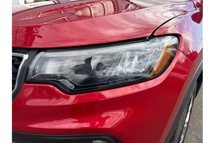 $18995 : 2025 Compass Latitude 4x4 image 8